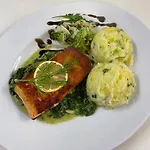 بيت ضيافة A Restaurace U Zvonku *