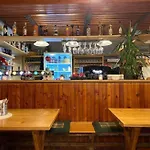 بيت ضيافة A Restaurace U Zvonku Kořenov