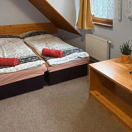 Gasthof A Restaurace U Zvonku